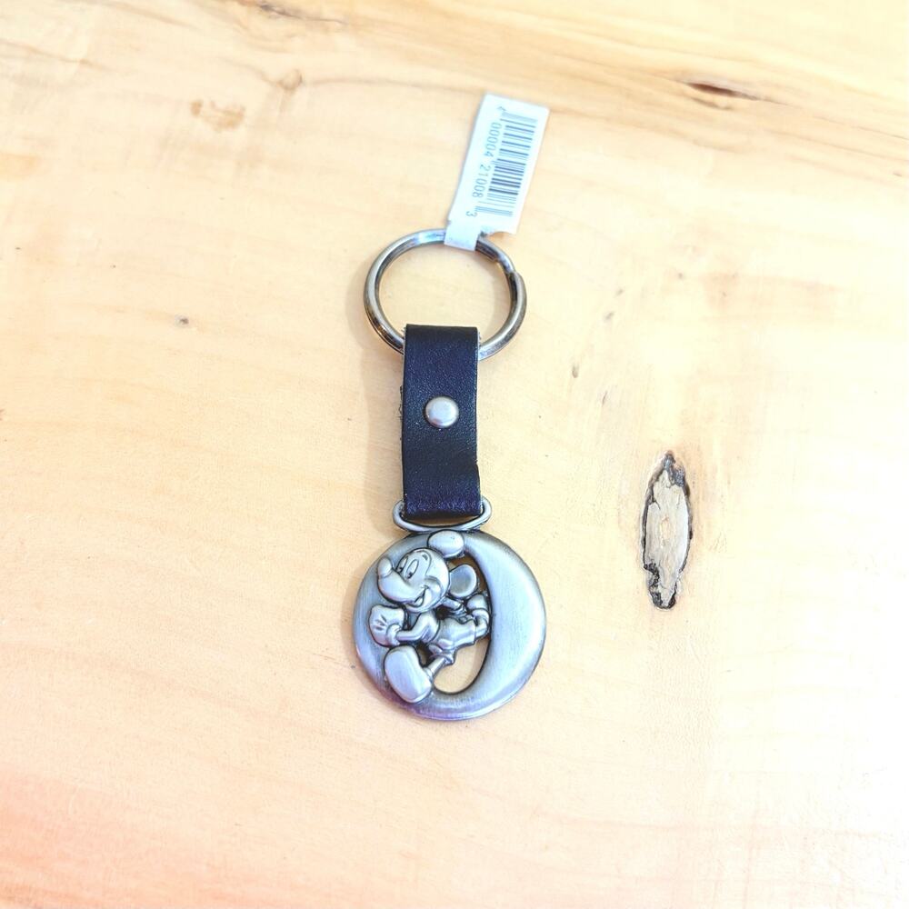 NWT Vtg Disney Mickey Mouse Letter O Pewter Leather Keychain Y2K Initial